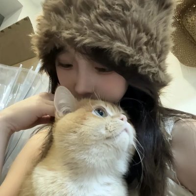 黑夜里的眼睛